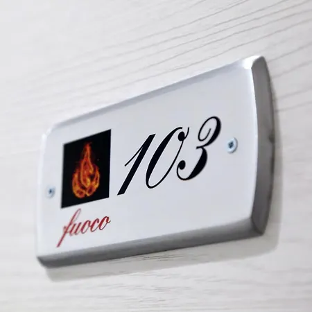 Nocleg ze śniadaniem Maremy... I 4 Elementi 4*